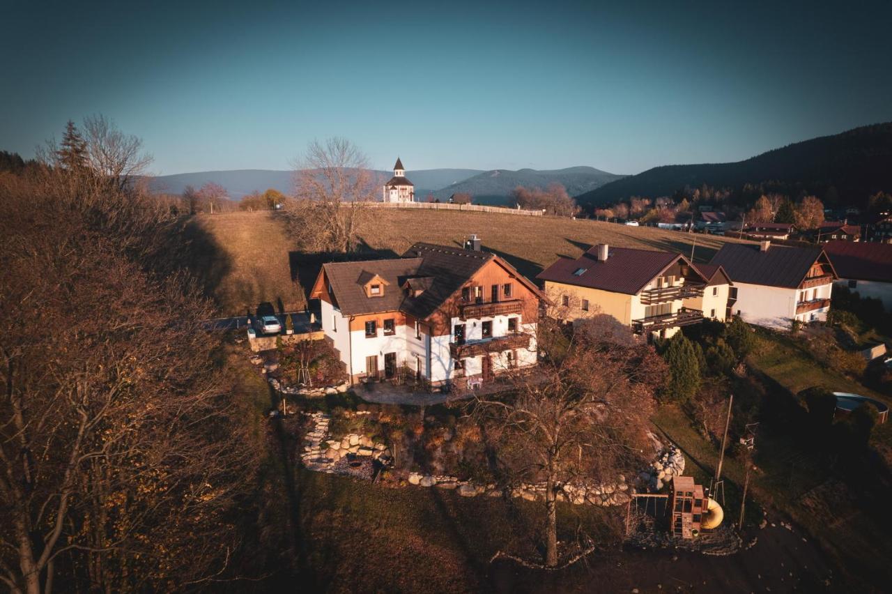 Penzion Zrzka Kořenov Buitenkant foto